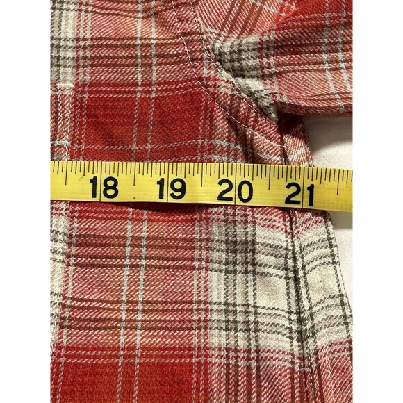 Women's Roots Canada (Small P) Red Plaid Flannel Pocketed Button Front Shirt - Picture 8 of 10